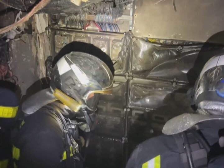 Una mujer de 79 años sufre intoxicación leve en incendio en Leganés.