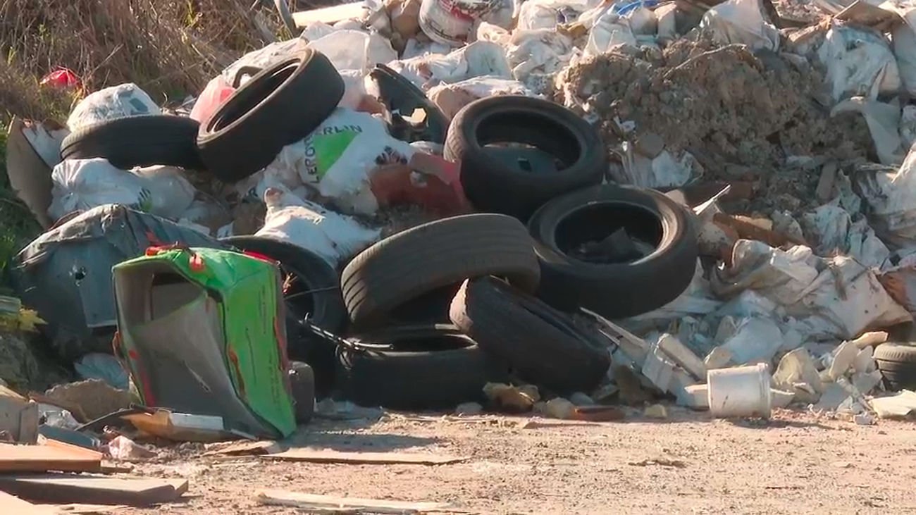 30 años de convivencia con escombros en el barrio de las Hormigoneras de Leganés