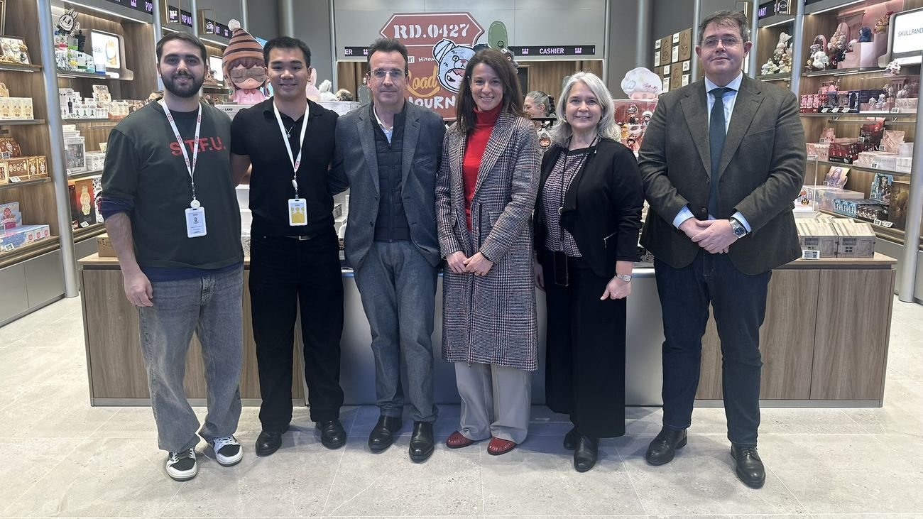 La Comunidad entrega 600.000 euros en ayudas a los comercios de Leganés y anuncia nuevo proyecto de dinamización.