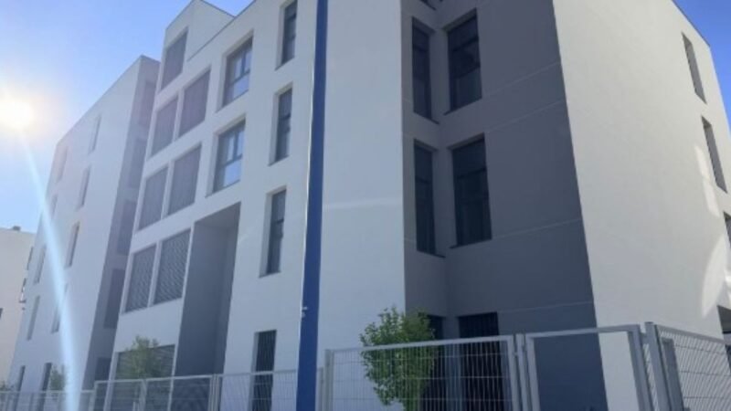 Leganés entrega 108 viviendas en alquiler en Puerta de Fuenlabrada a sus adjudicatarios
